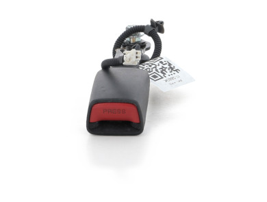 Attache ceinture sécurité avant droit occasion - Ssangyong TIVOLI - 7462035010LBH