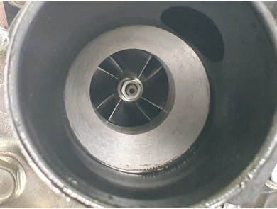 Engine type UGJC - Ford B-MAX - J1-6895W
