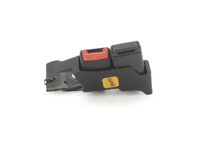 Left rear belt clip - Renault CLIO III PH.2 - 8200684024 - I1-6538Y