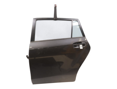 Rear left door used - Toyota VERSO - 670040F040