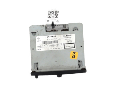 Poste multimédia - Renault MASTER III PH.1 - 281152957R - P1-3902G