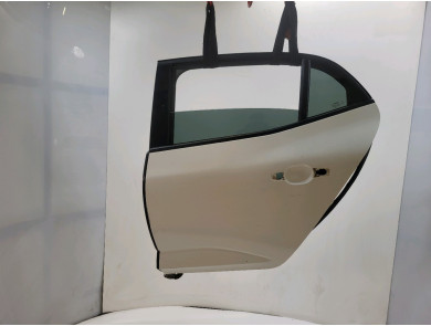 Porte arrière gauche occasion - Renault MEGANE - 821015121R