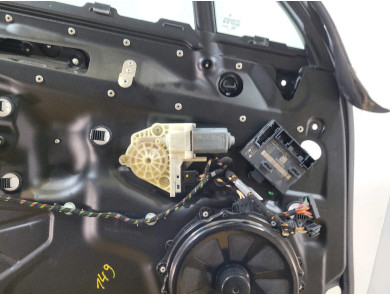 Left front window-lift - Porsche PANAMERA I PH.1 - 97053722103 - U1-6611V