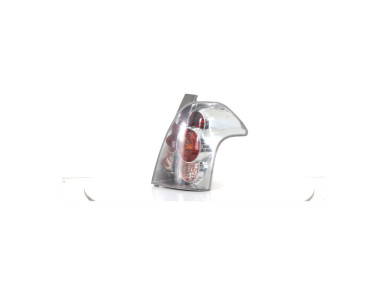 Feu arrière droit - Toyota COROLLA VERSO II PH.1 - 815510F020 - K1-5862E