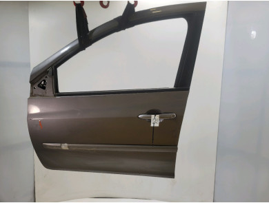 Left front door - Renault CLIO ESTATE III PH.2 - Gris Fonce - 7751479112 - T1-5938J