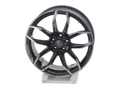 Alloy wheel - Alfa-Romeo GIULIA - GPA-26-0050613 - Y0-0665Q