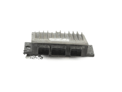 Engine calculator used - Renault CLIO - 8200909666