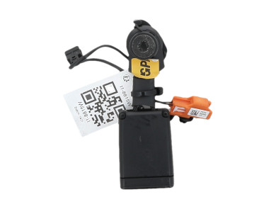 Right rear belt clip - Land Rover DISCOVERY SPORT PH.1 - LR082709 - I1-8815W
