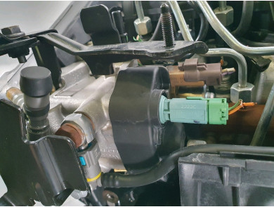 Engine type K9K770 - Renault CLIO ESTATE III PH.2 - W1-4991L