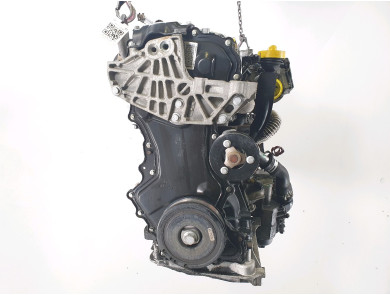 Engine used - Renault LAGUNA - M9R744
