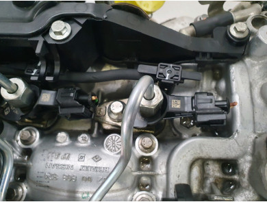 Engine type M9R744 - Renault LAGUNA III PH.1 - W1-6287U