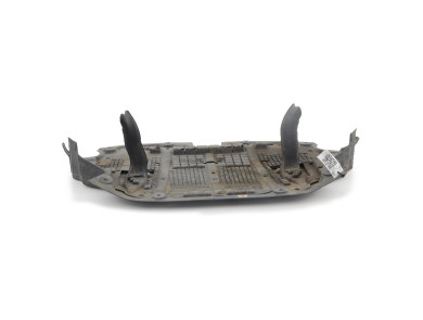 Under-engine protection used - Mercedes CLASSE S - A 221 520 69 23