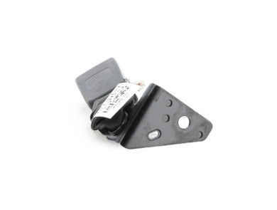 Attache ceinture sécurité arrière gauche - Citroen C4 CACTUS PH.1 - 98059715XT - Q1-6476K