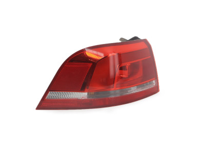 Feu arrière gauche - Volkswagen PASSAT SW VI - 3AF945095E - M1-6200N