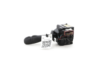 Commodo droit - Renault CLIO IV PH.1 - 8201168013 - P1-6295M