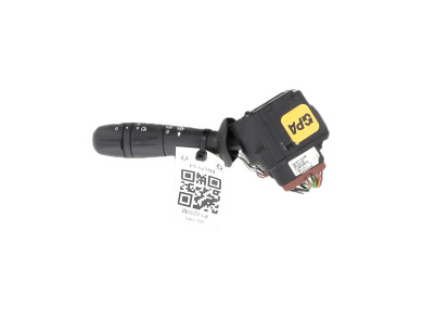 Commodo droit - Renault CLIO IV PH.1 - 8201168013 - P1-6295M