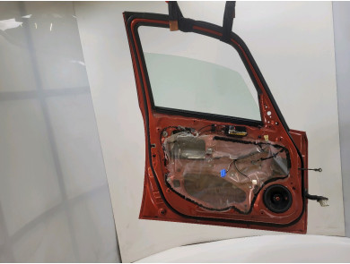 Left front door - Suzuki SX4 I - 68002-79J00 - U1-3349C