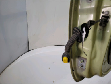 Porte droite (3 portes) - Renault TWINGO II PH.1 - Jaune Clair - 801008682R - B0-5237X