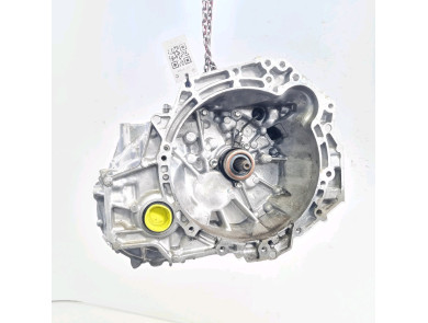 Boîte de vitesses type 303000D330 - Toyota YARIS III PH.2 - W1-5786P
