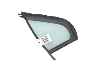 Right front side glass used - Toyota YARIS - 681250D021