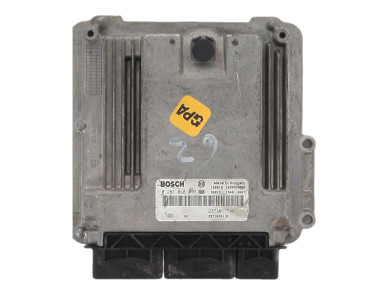 Engine calculator - Renault TRAFIC II PH.2 - 237101754R - P0-4780X