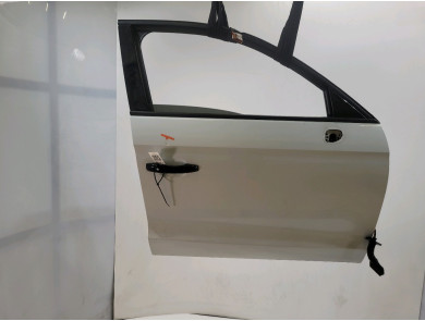 Right front door  used - Audi A1 SPORTBACK - 8X4831052A