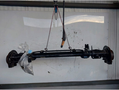 Rear axle used - Renault MASTER - 555113728R