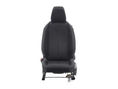 Left front seat used - Peugeot 208 - 98 221 132 80