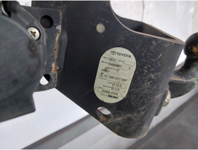 Attelage - Toyota LANDCRUISER V - Gris Fonce - 029-772 - V1-8484J