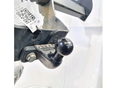 Hitch - Toyota HILUX PICKUP V PH.2 - Blanc - 044-662 - M1-3976R