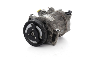 Compresseur de climatisation - Volkswagen POLO V PH.2 - 5Q0816803D - U0-9531Y