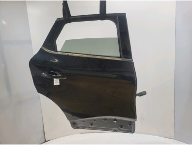 Right rear door used - Renault CAPTUR - 821008581R