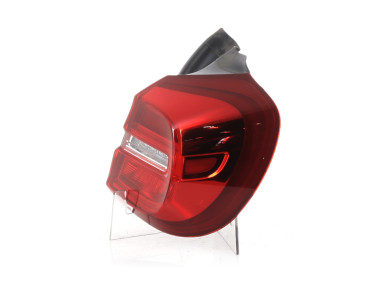 Right rear light - Mercedes CLASSE GLA I PH.1 - 1569062058 - Q1-6272U