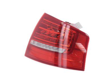 Feu arrière droit - Audi A8 QUATTRO - 4E0945096H - W1-7039V