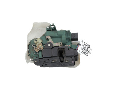Left front door lock used - Volkswagen PASSAT - 3B1837015 AP