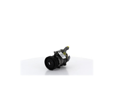 Compresseur de climatisation occasion - Toyota RAV4 - 8832042110
