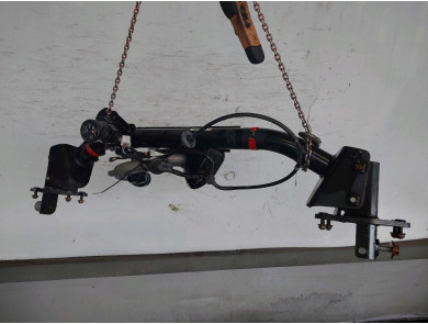 Hitch used - Mercedes CLASSE GLA - G2052T60 