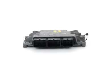 Engine calculator used - Renault MEGANE COUPE - 237100854R