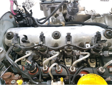 Engine type F9Q872 - Renault MEGANE III PH.1 - Q0-4454F