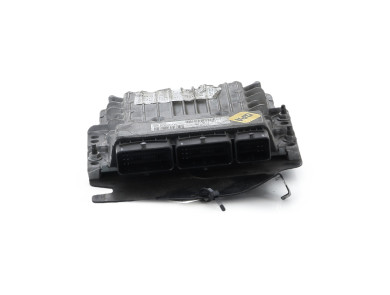 Engine calculator used - Renault SCENIC - 237101478R