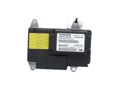 Airbag control unit - Volvo C30 PH.2 - 31334738 - Y1-8137U