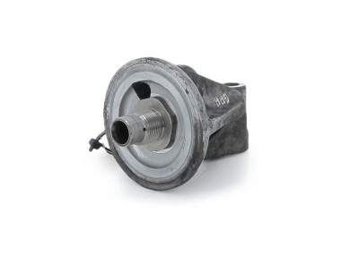 Oil filter mounting - Toyota RAV4 2.0 D4D - 1560927010 - J1-6934G