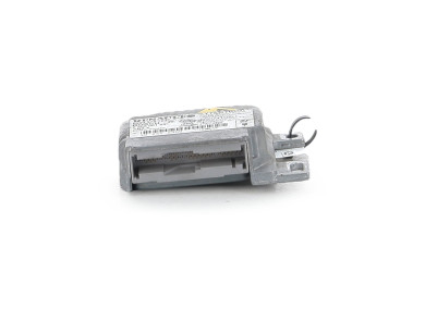 Airbag control unit - Renault CLIO CAMPUS II PH.2 - 8200375763 - S1-7673P