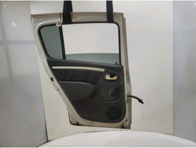 Rear left door - Dacia SANDERO I - Blanc - 821018232R - Y1-0971T