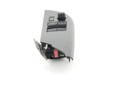 Platine de commande lève-vitre gauche - Toyota HILUX PICKUP V PH.2 - 840400K190 - W1-4131Z