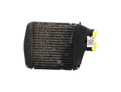 Échangeur air-air / Intercooler occasion - Maserati LEVANTE - 670109551