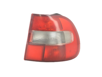 Feu arrière droit occasion - Volvo V40 - 03345729