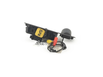 Rear tailgate handle used - BMW SERIE 2 - 51 24 7463163