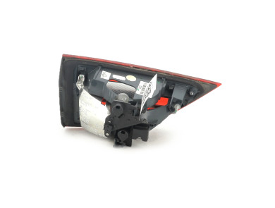 Right hatchback boot light - BMW SERIE 2 - 63217461610 - Z1-0351E