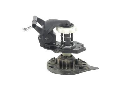Spare wheel winch - Renault CLIO IV PH.2 - 7701209284 - X1-4339R